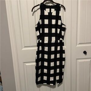 3/$25 Banana Republic Black and White Halter Sheath Midi Dress
